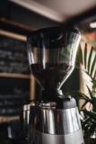 Burr Grinders vs Blade Grinders: 7 Tips for the Perfect Brew